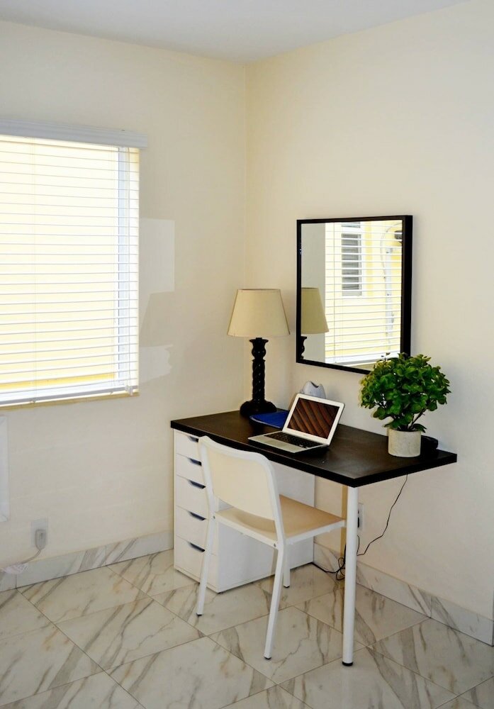 Фото Апарт-отель Ocean Drive Villas