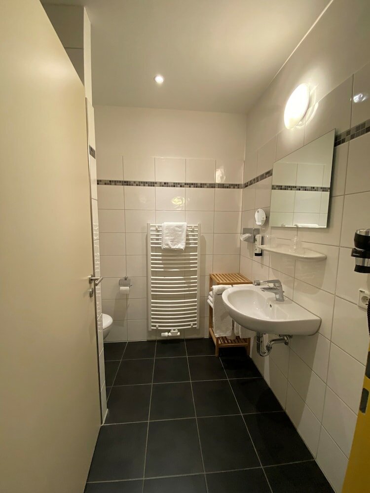 Фото Amedia Express Bielefeld, Trademark Collection by Wyndham