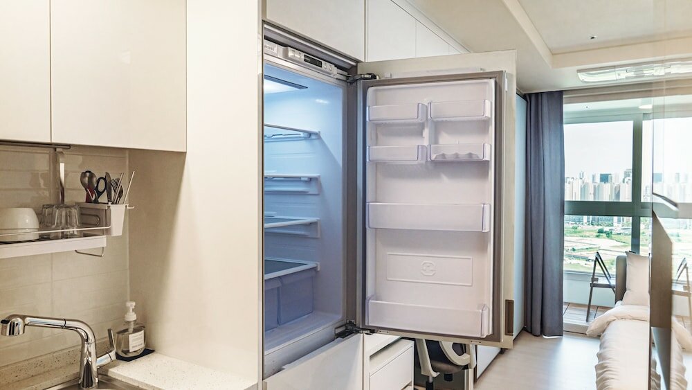 Фото The November Stay in Landmark