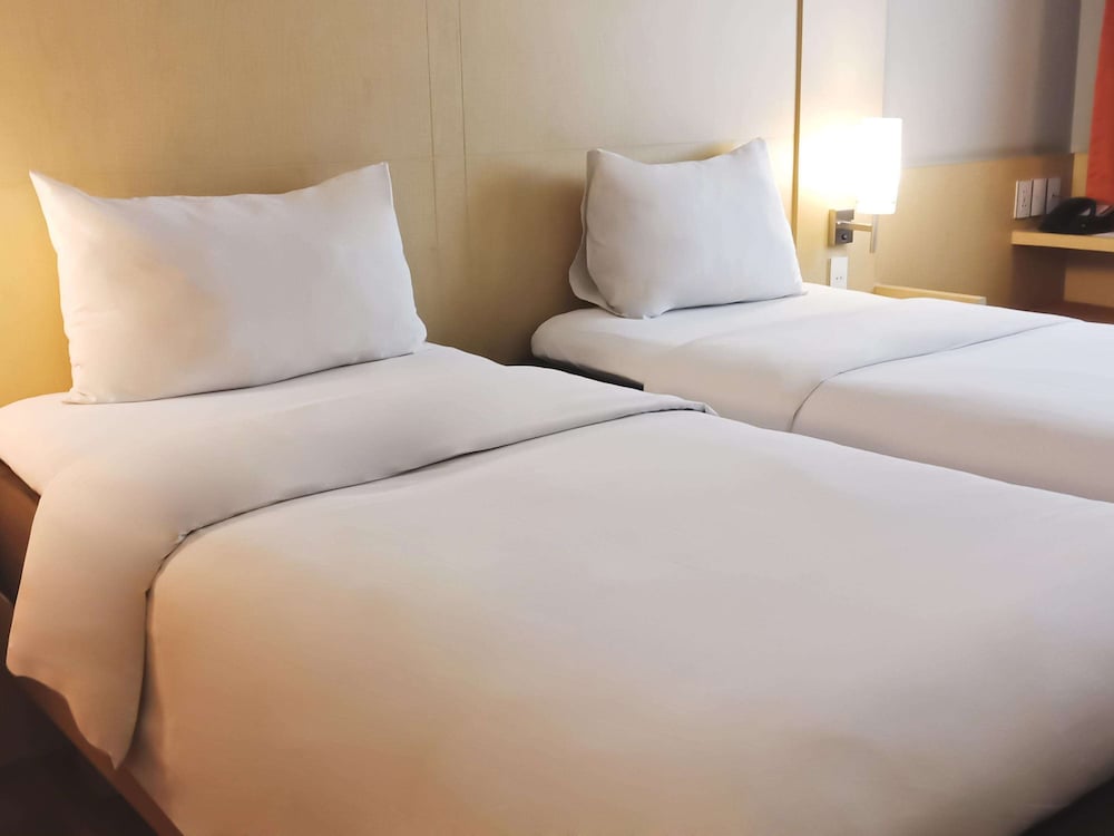 Фото Ibis Padang Hotel