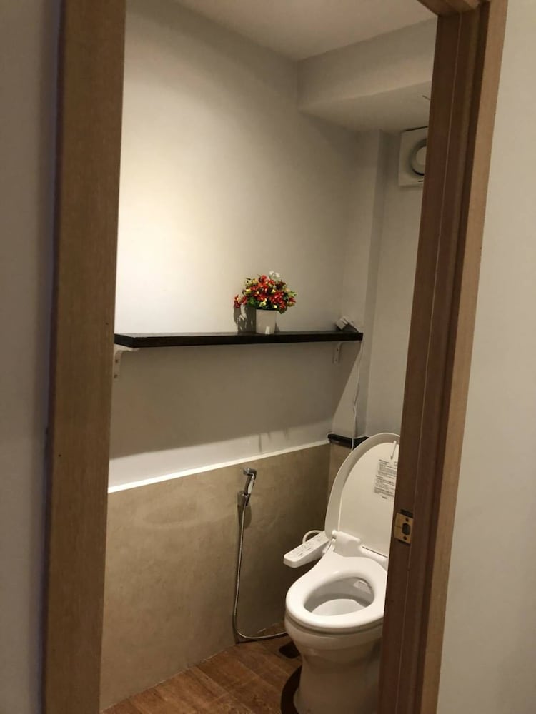 Фото Athena Hotel Bangkok