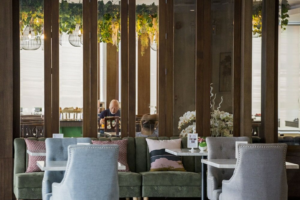 Фото Empress Pattaya Hotel