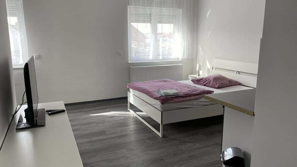 Фото Pension Neon