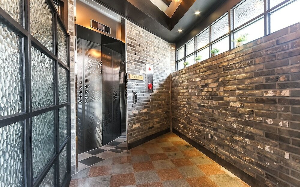 Фото Jinju Hotel Muro