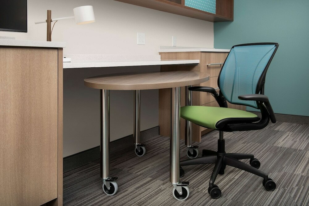 Фото Home2 Suites by Hilton Miami Airport South Blue Lagoon