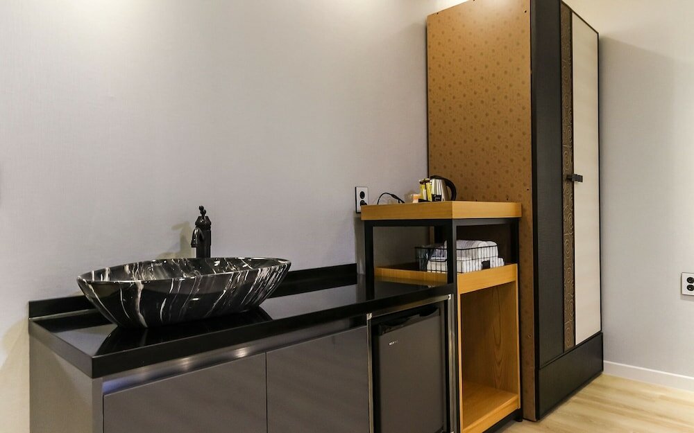 Фото Jinju Hotel Muro