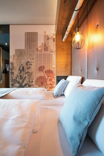 Гостиница RiKu Hotel Reutlingen в Ройтлингене