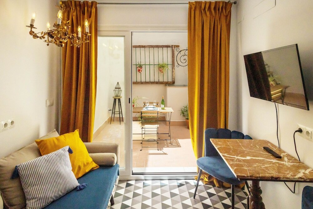 Фото Portus Gaditanus sXVIII Patio andaluz