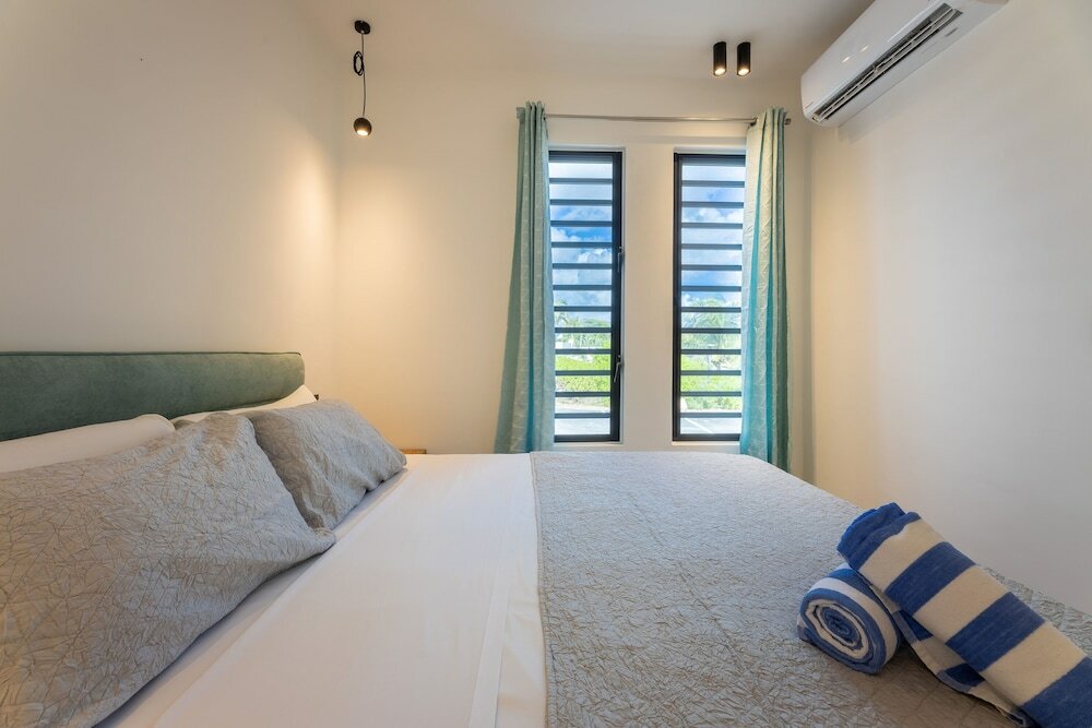 Фото Blue Bay The Reef