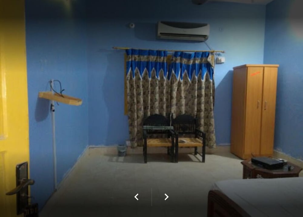 Фото Holiday Inn Guest House