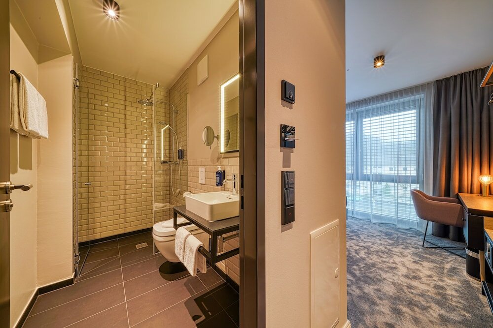 Фото Nyce Hotel Bonn