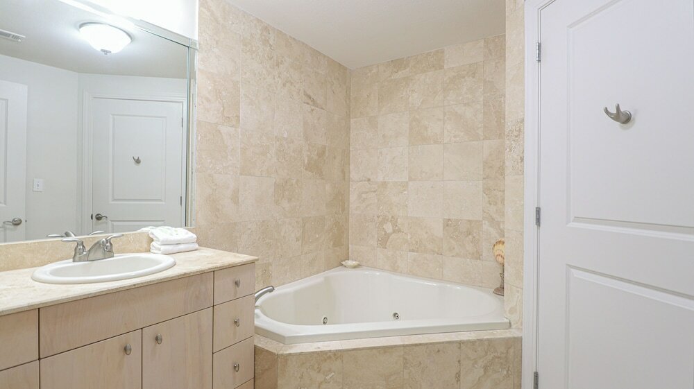 Фото Sea Breeze 1002 Penthouse