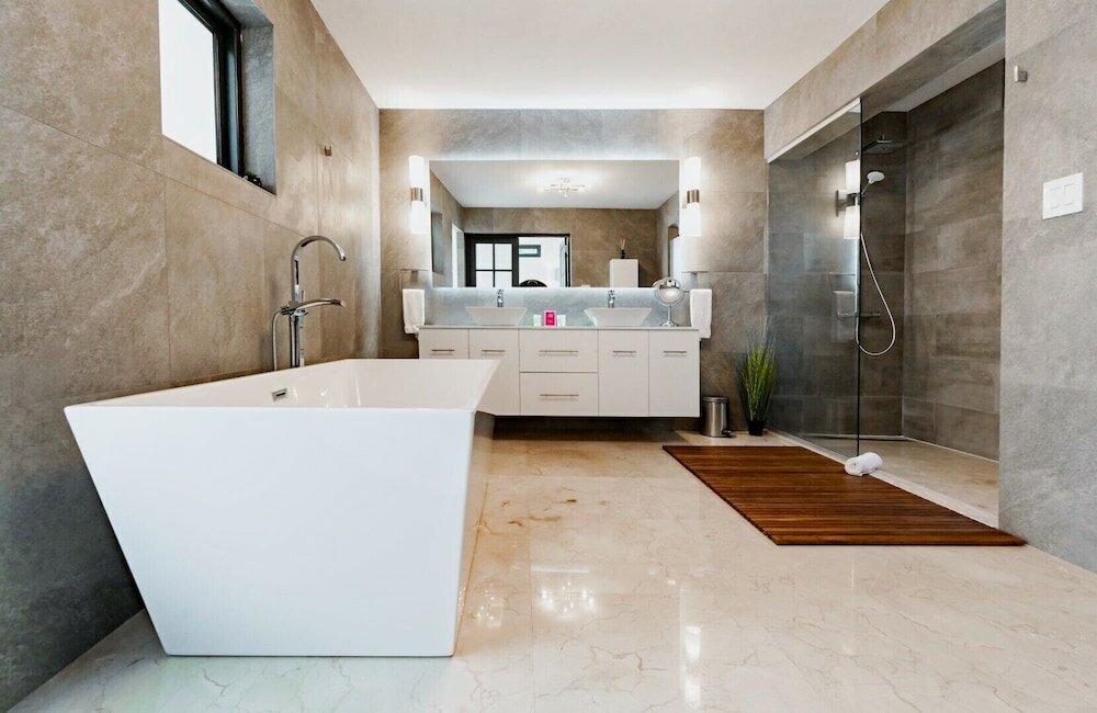 Фото Stunning Villa With Infinity Pool & Outdoor Kitchen! Across From Marriott!