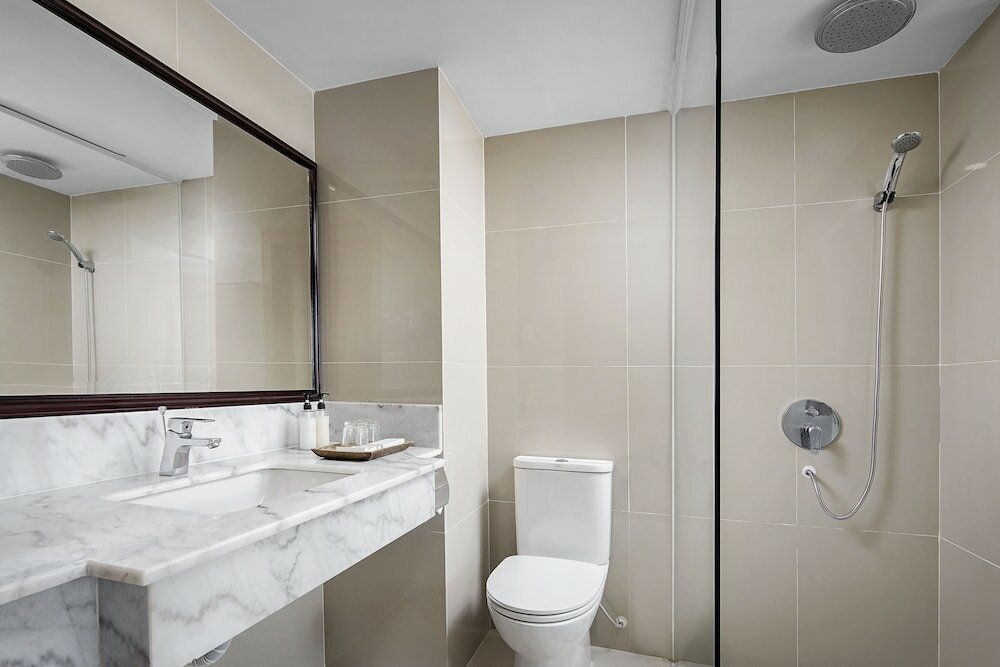 Фото Ohana Phnom Penh Palace Hotel