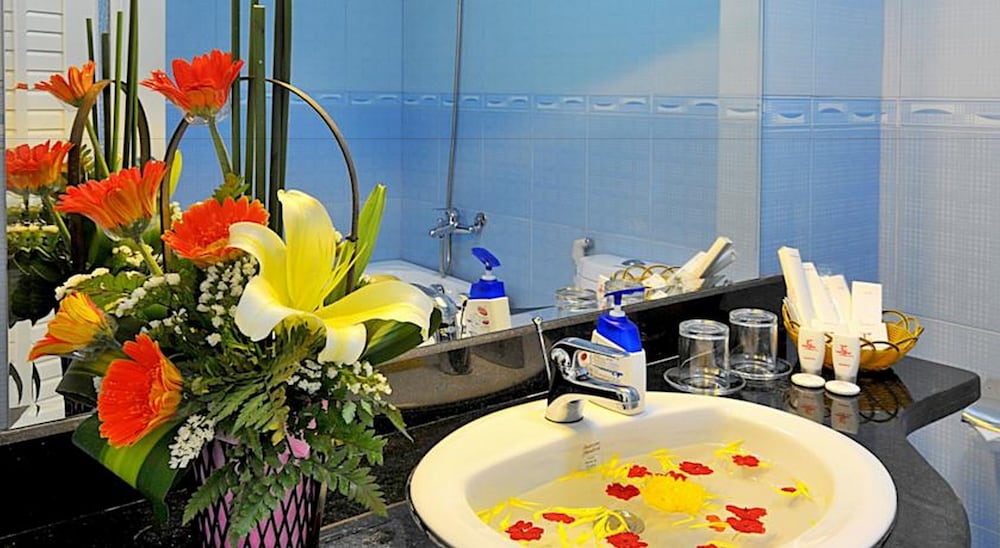 Фото Ideal Hotel Hue