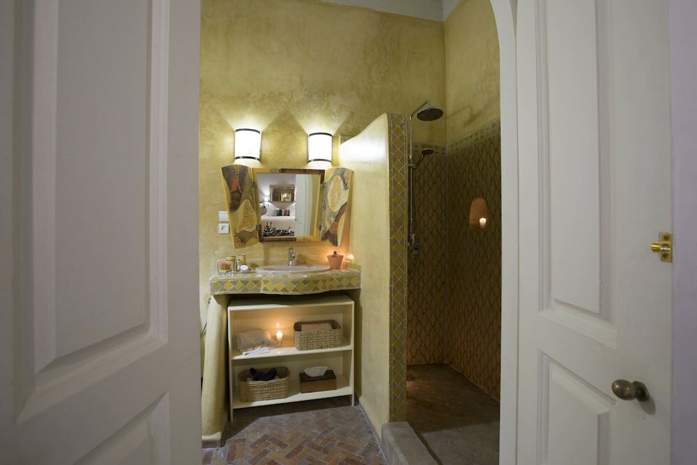 Фото Riad Emotion