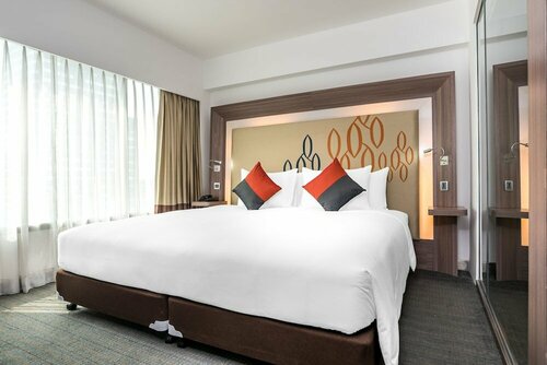 Гостиница Novotel Bangkok Silom Road в Бангкоке