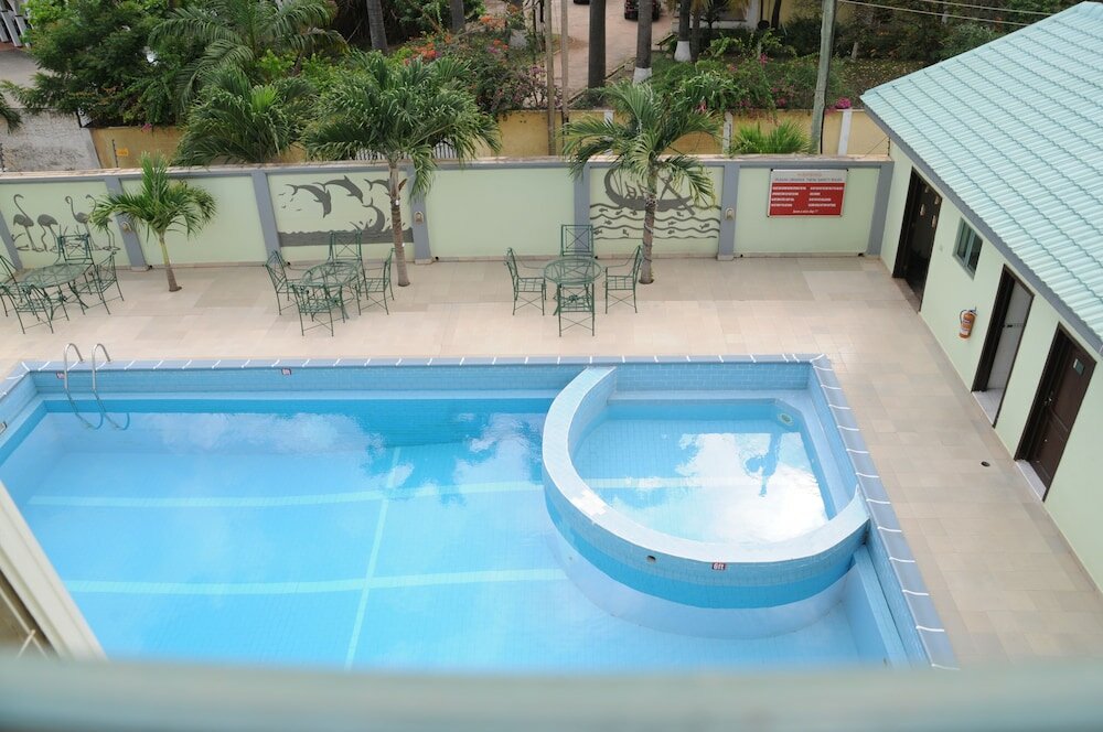 Фото Crystal Palm Hotel