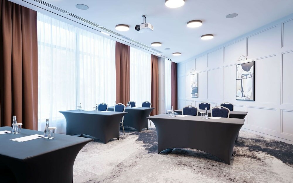 Фото DoubleTree by Hilton Hotel Novosibirsk