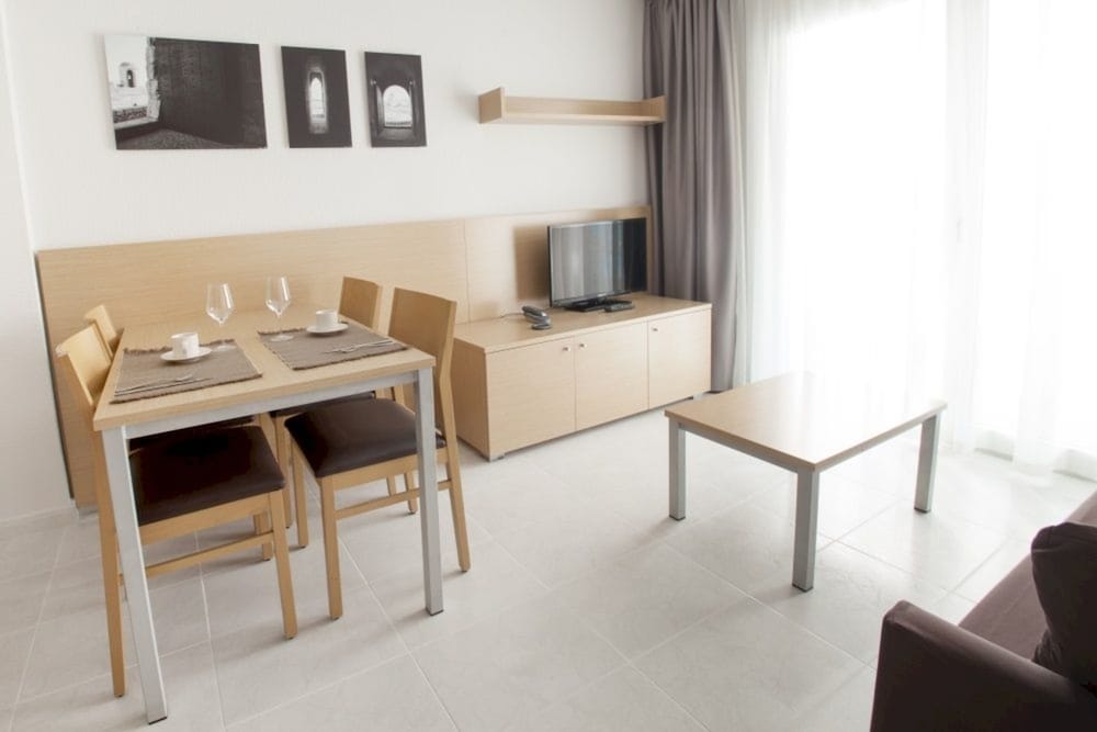 Фото Aparthotel Acuazul