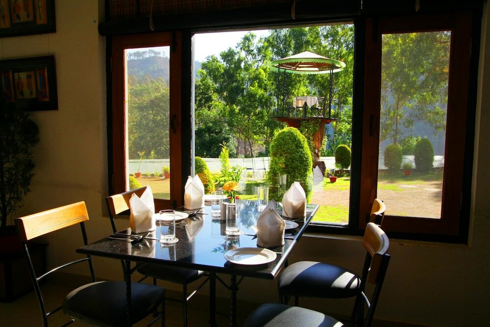 Фото Country Inn Sattal