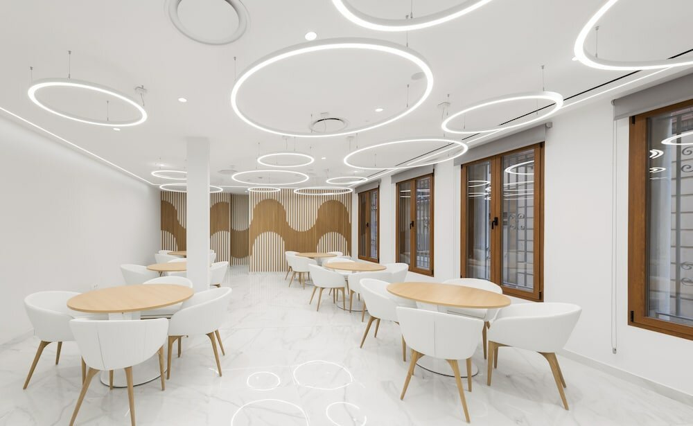 Фото Odyssey Rooms