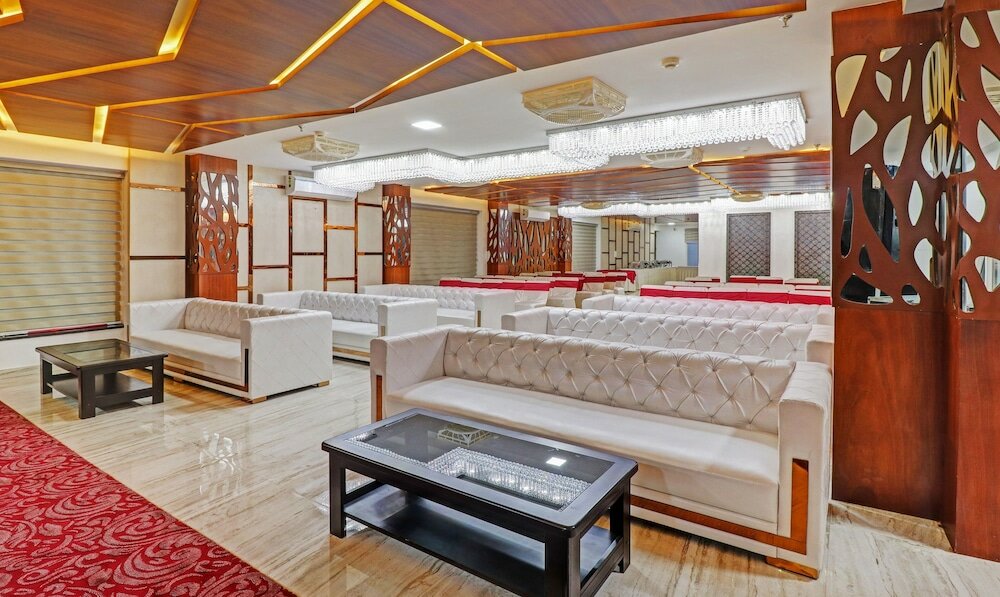 Фото Treebo Trend Kanopy Greens