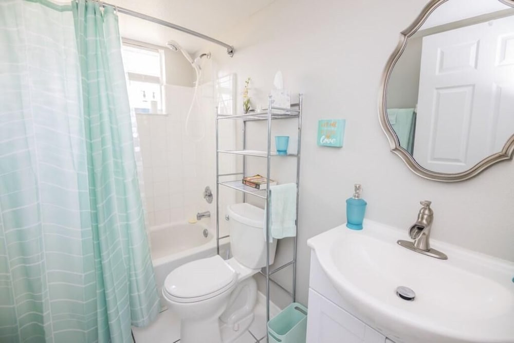 Фото Bonita's Sweetwater Club Condo