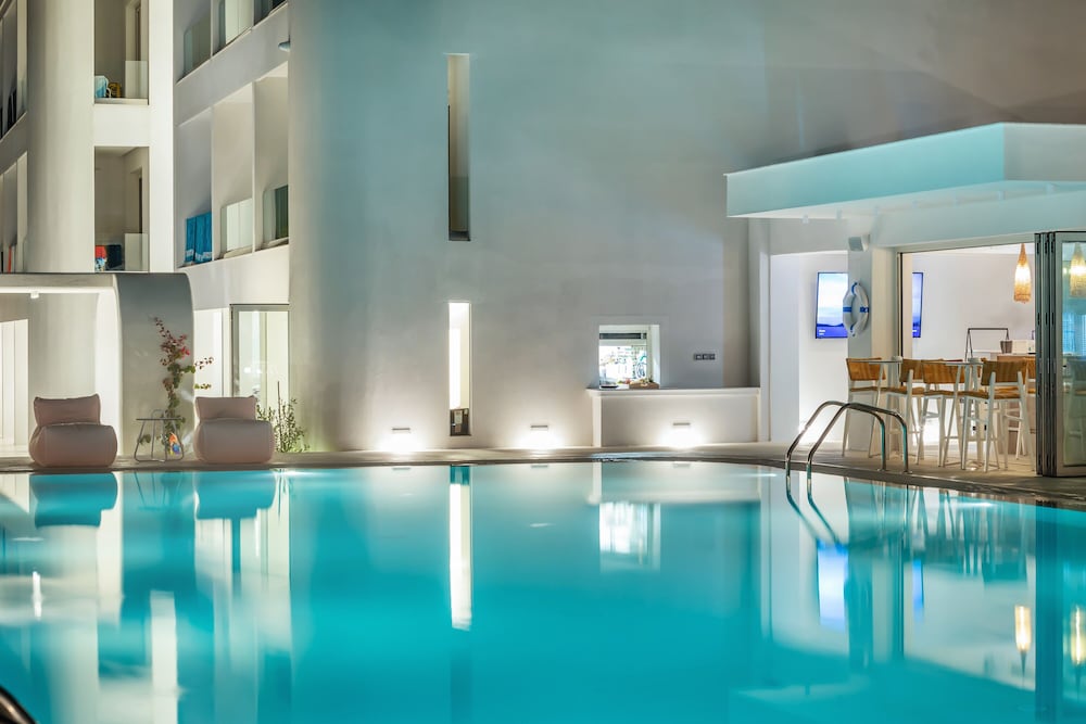 Фото Cocoons Luxury Suites & Villas