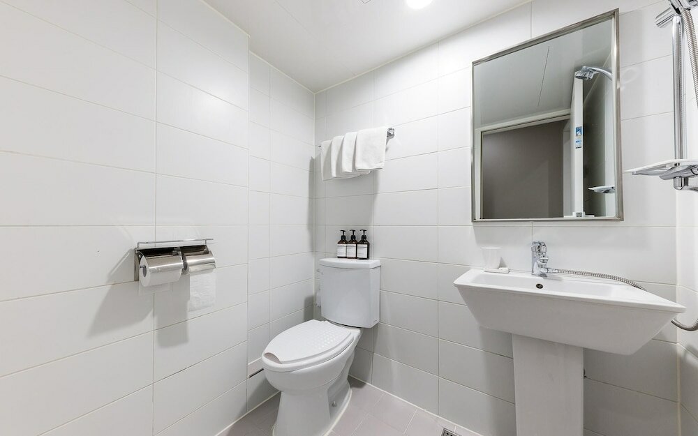 Фото Daejeon Yongjeon Hotel Ben