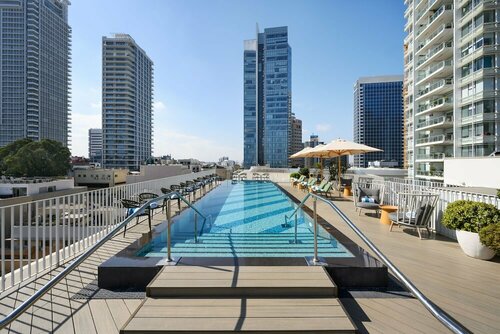 Гостиница Alberto by Isrotel Design в Бат-Яме