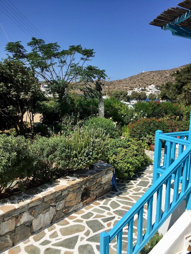 Фото отеля 3