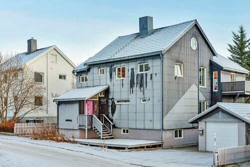 Гостиница Auroras Friends Apartment - Hostel в Тромсё