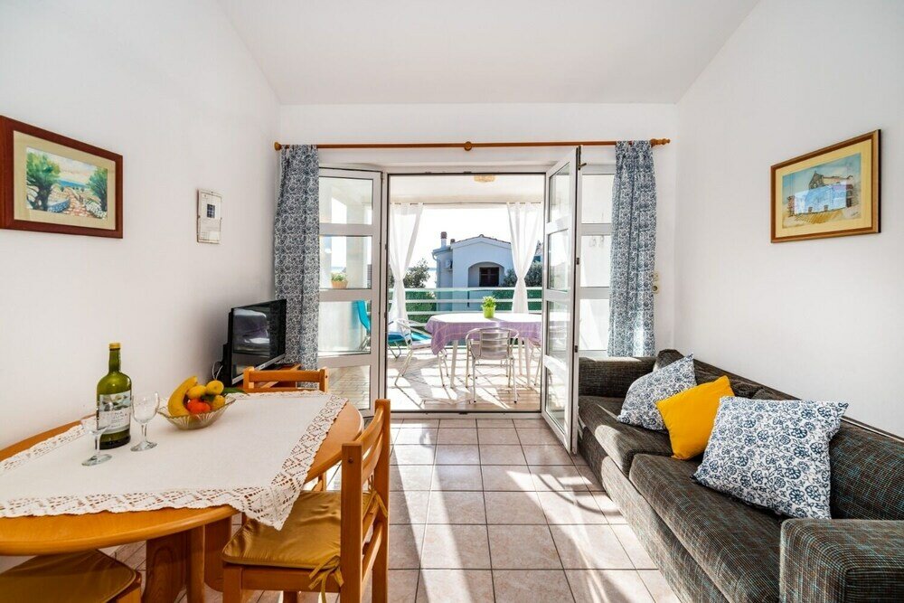 Фото Bari - 140 m From Beach - A2