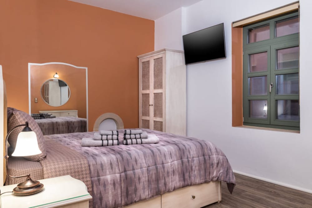 Фото Estia Luxury Living