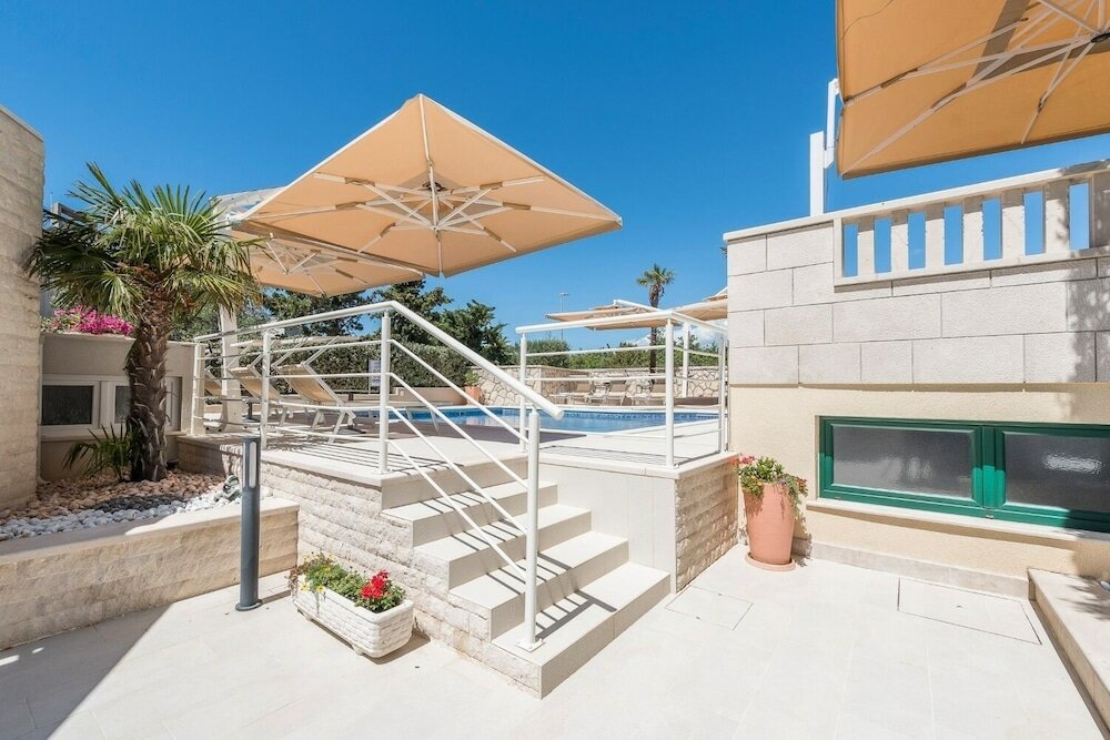 Фото Petra - With Pool - A1