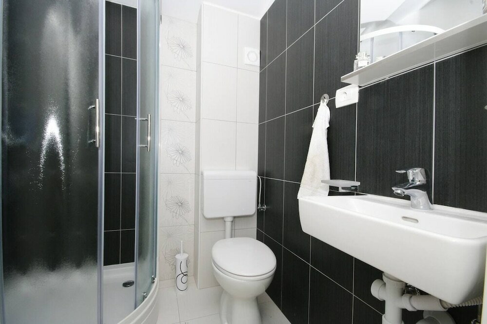 Фото Viki - With Heated Pool - H