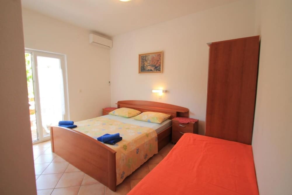 Фото Mili - 250 m From sea - A1 Marjetka