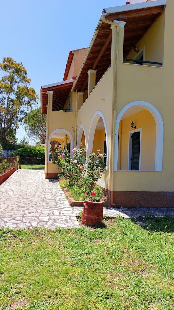 Фото Sausan Apartments