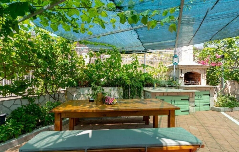 Фото Vida With Garden - A3 - Maslina