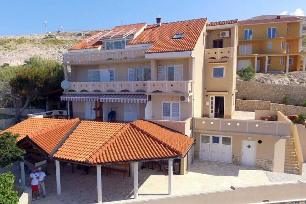 Фото Egidio - 100m From the sea - A8