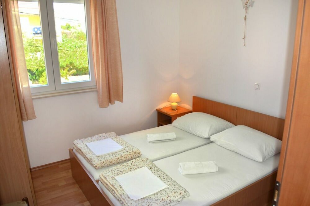 Фото Floral Apartments Pende