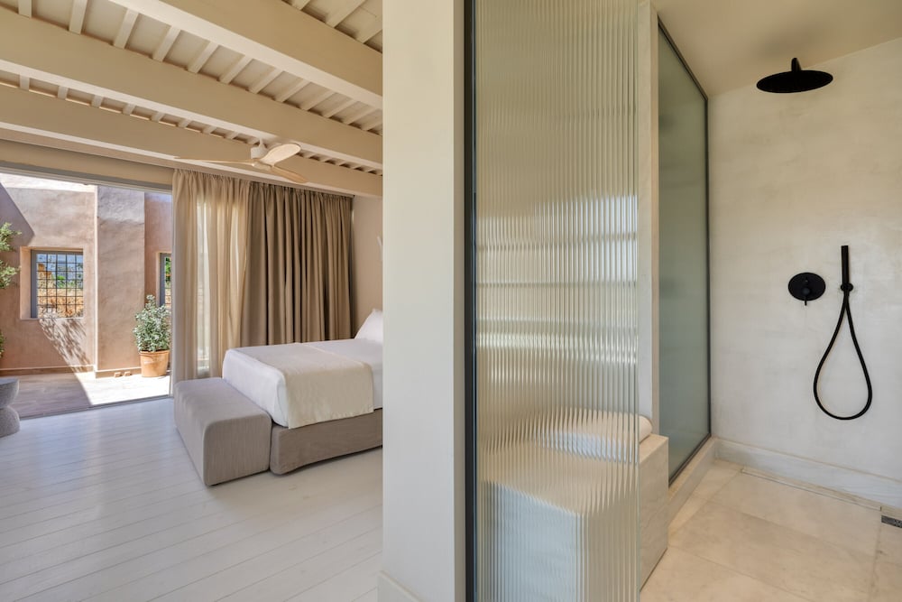 Фото Azade Chania