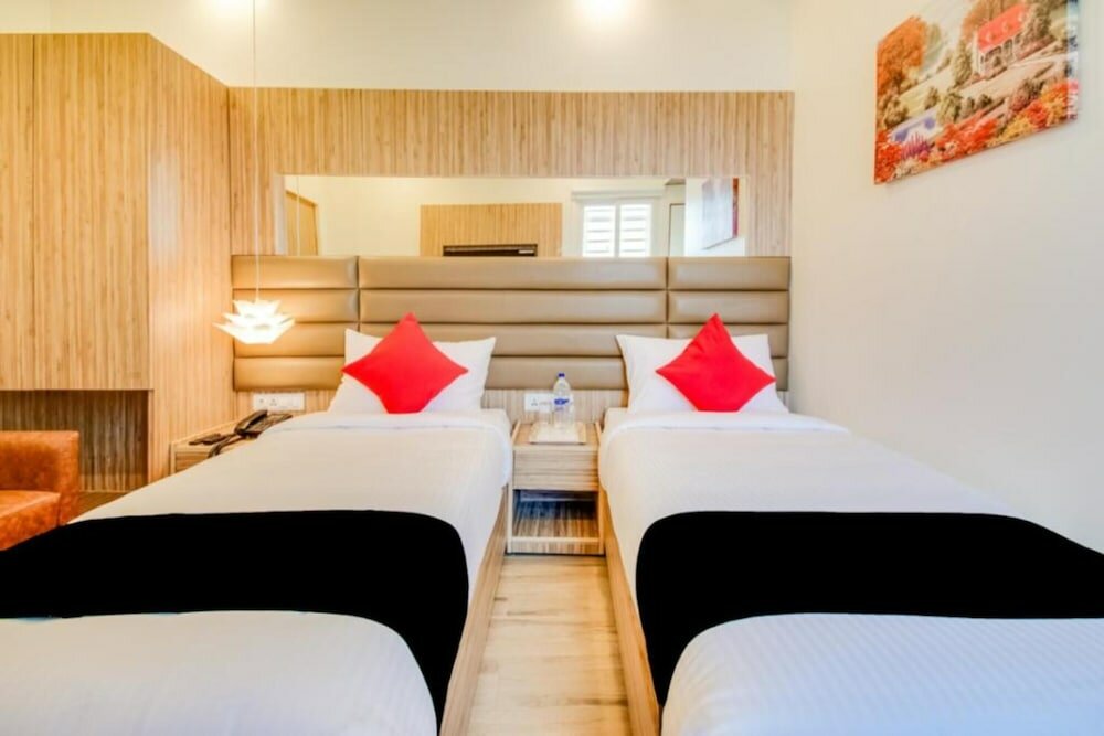 Фото отеля 2