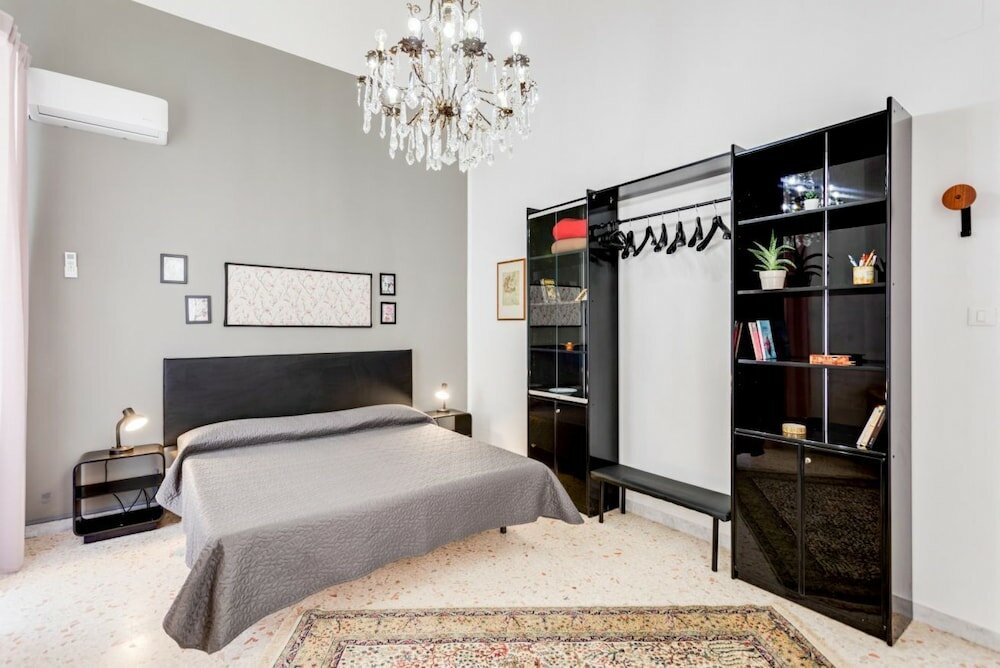 Фото Duomo Central & Elegant Flat