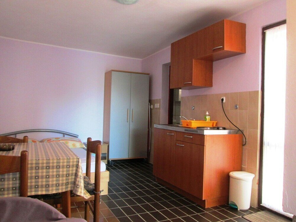 Фото Apartment Roza near Sandy Beach