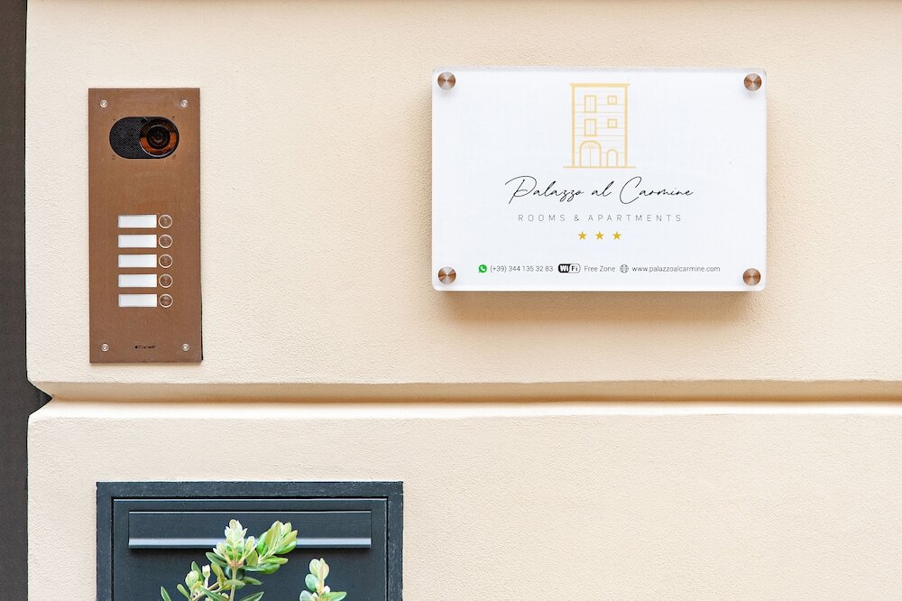 Фото Palazzo al Carmine