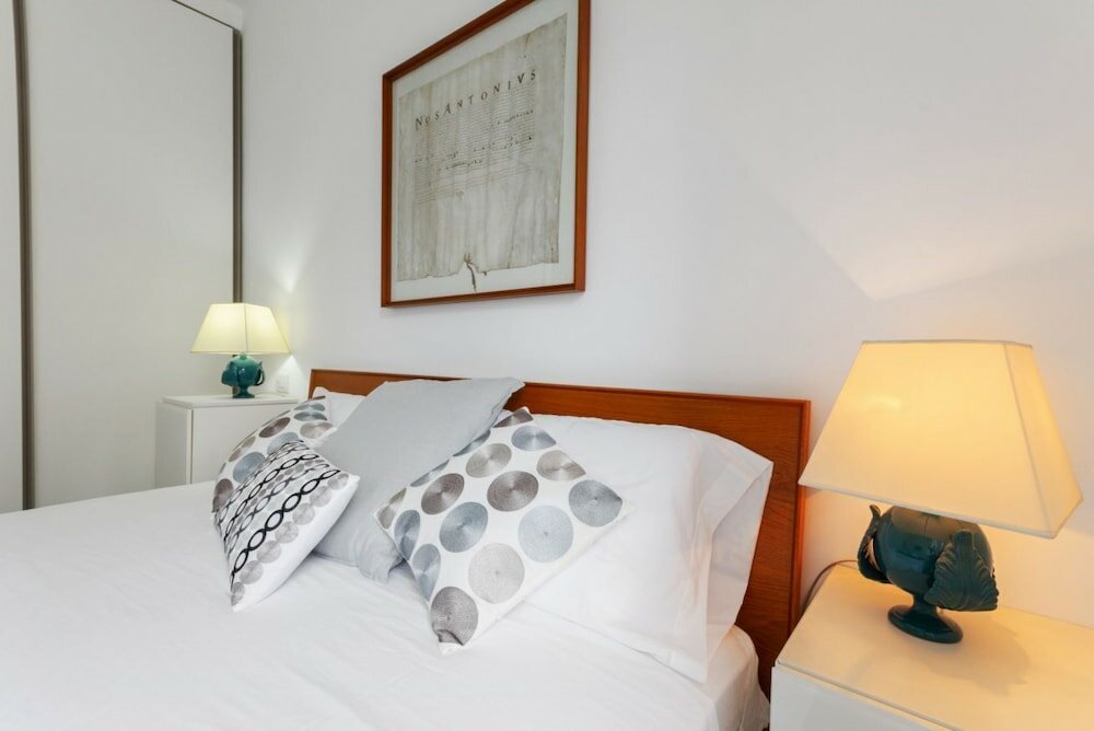 Фото Inner City Apartments