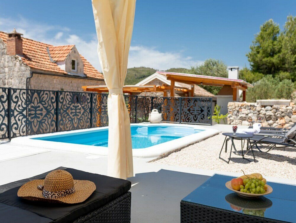 Фото Stone House Prapatna