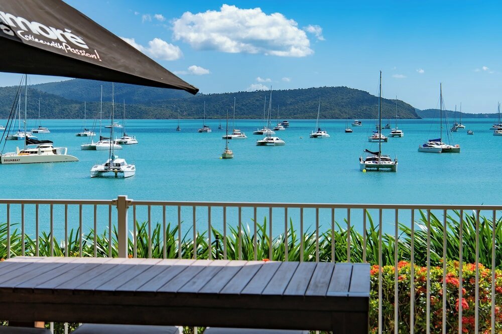 Hotel By The Sea Shore, Queensland, photo